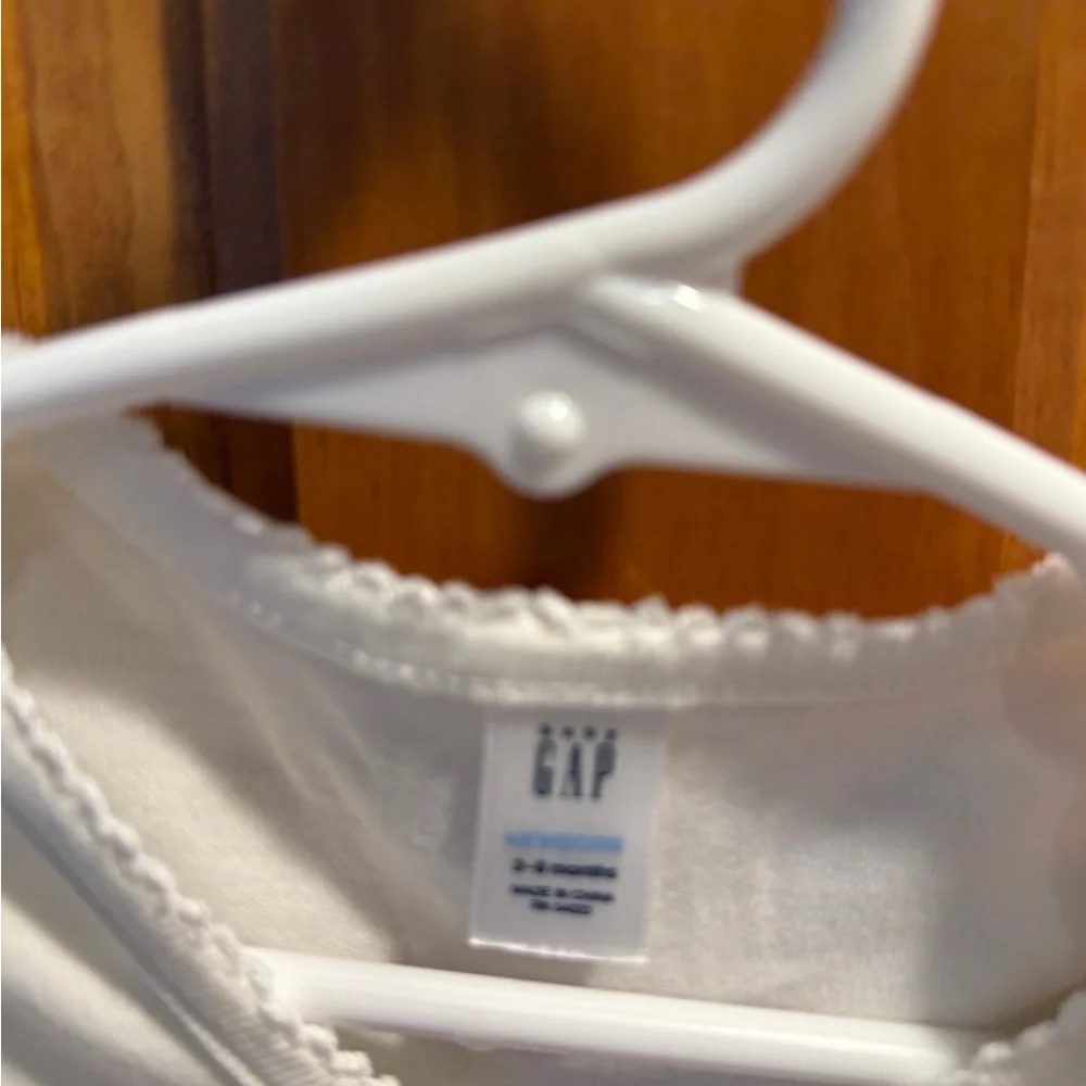 GAP Soft White Infant Bodysuit- 3/20